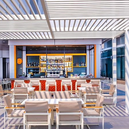 Готель Hilton Кіншаса Екстер'єр фото