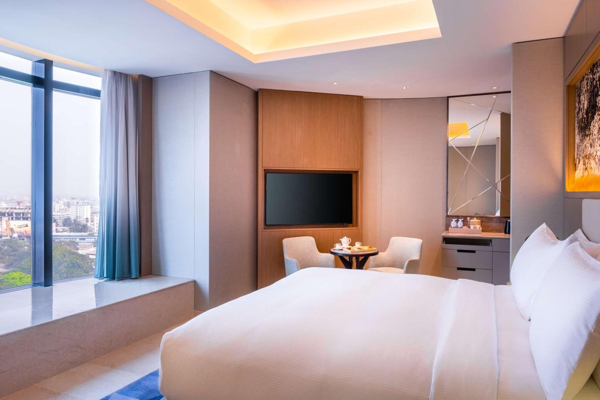 Готель Hilton Кіншаса Екстер'єр фото