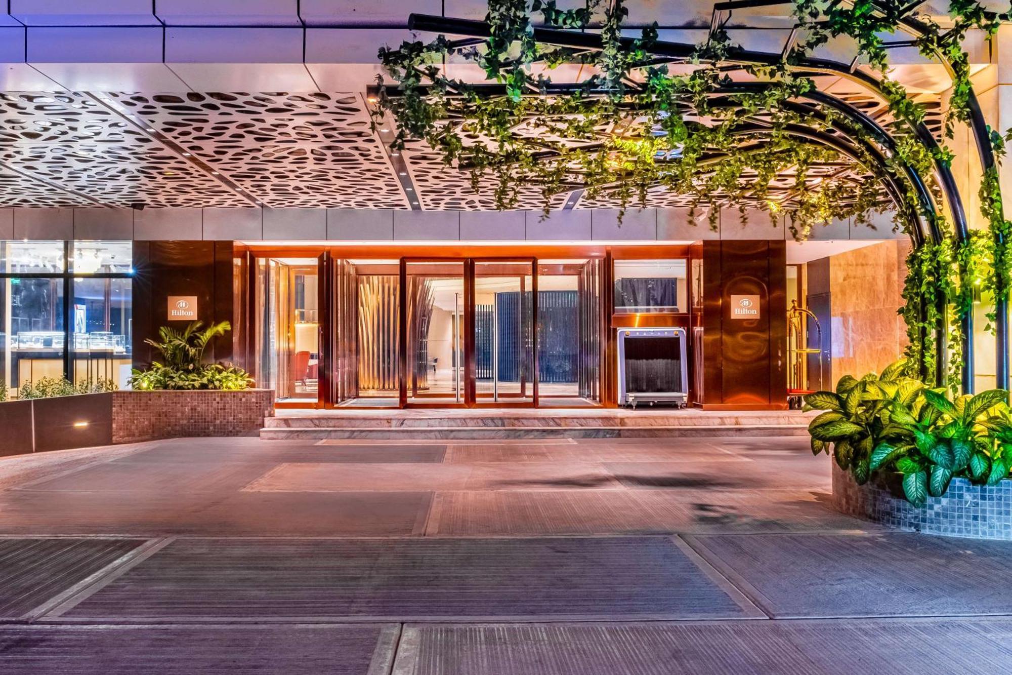 Готель Hilton Кіншаса Екстер'єр фото