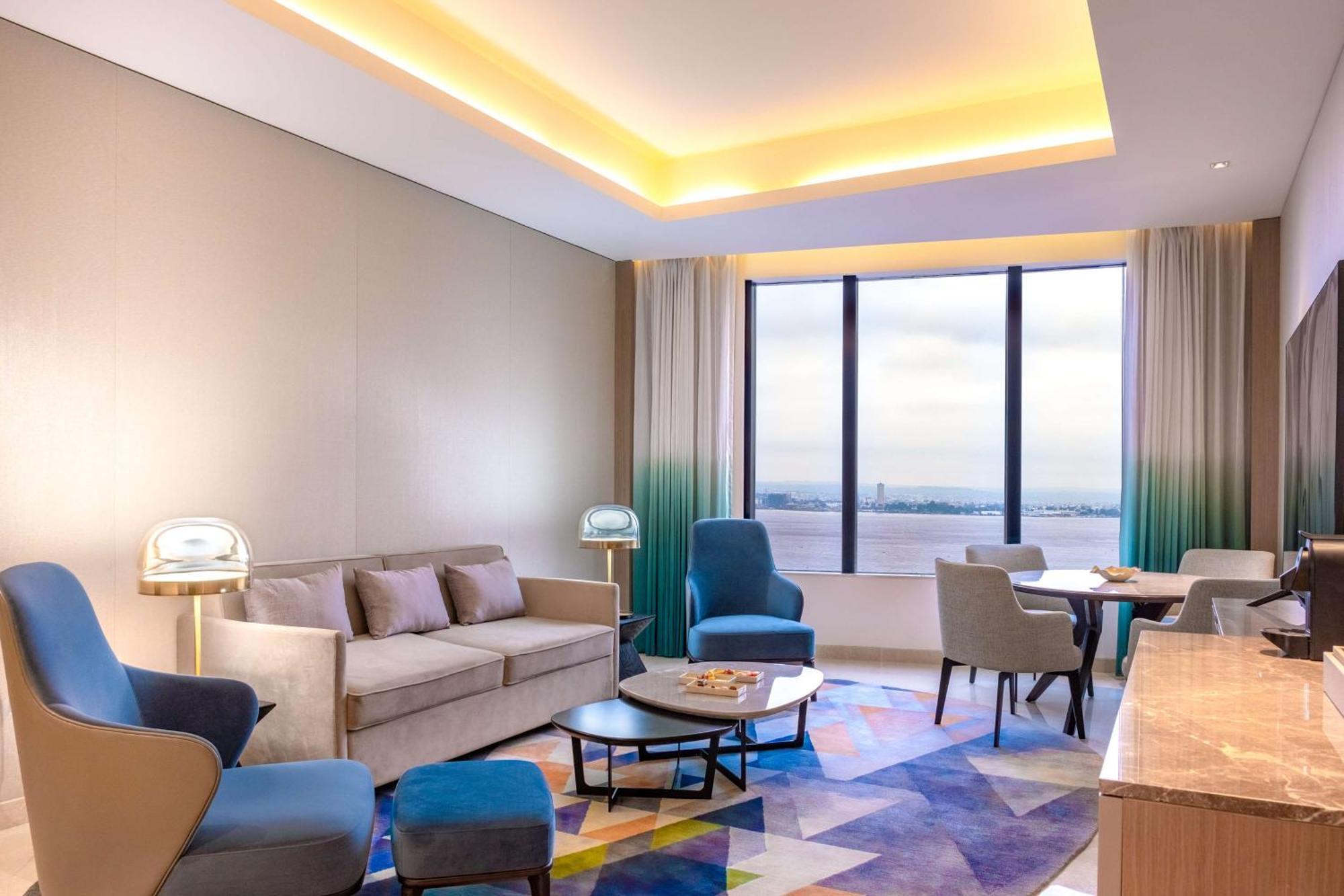Готель Hilton Кіншаса Екстер'єр фото